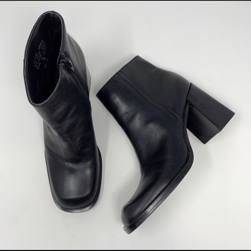 REPOSH black Nine West boots for @r4che1